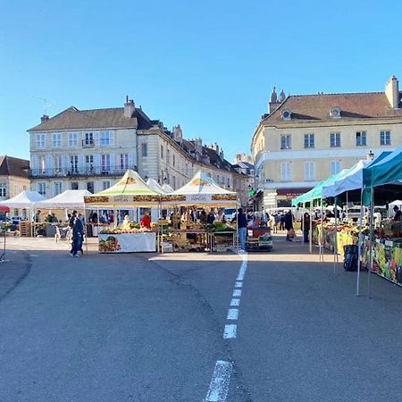 Terre De Bourgogne - Appartement Au Centre Ville D'Avallon Kültér fotó